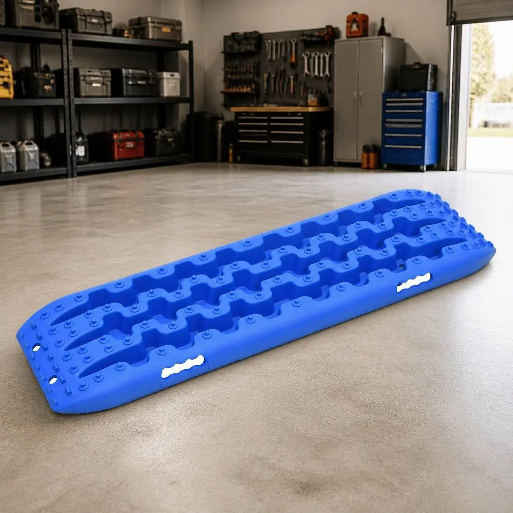 Traction Boards Blue Reinforced Nylon 106x30.5x7 cm Vehicle Recovery Off-Road Emergency Kit 2 Piece