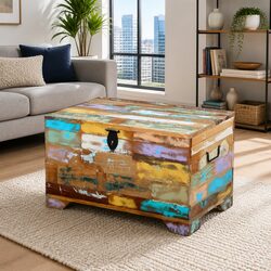 Friendly and Approachable Vintage Storage Chest for You
