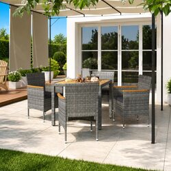 Enhance Your Outdoor Experience with This Dining Set