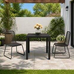 Friendly and Inviting Outdoor Dining Set for Your Space
