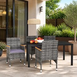 5-Piece Outdoor Dining Set: Practical and Inviting