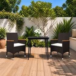 Your New Favorite Outdoor Dining Set Awaits