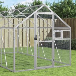 Aviary for Your Feathered Friends: Safe & Spacious