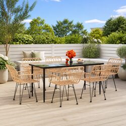 Your Outdoor Dining Companion: 7 Piece Set