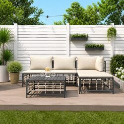 Your Friendly 5-Piece Garden Lounge Set Awaits