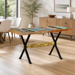 Friendly and Stylish Reclaimed Wood Dining Table