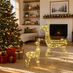 Make Your Holidays Special with This Reindeer Family Decoration