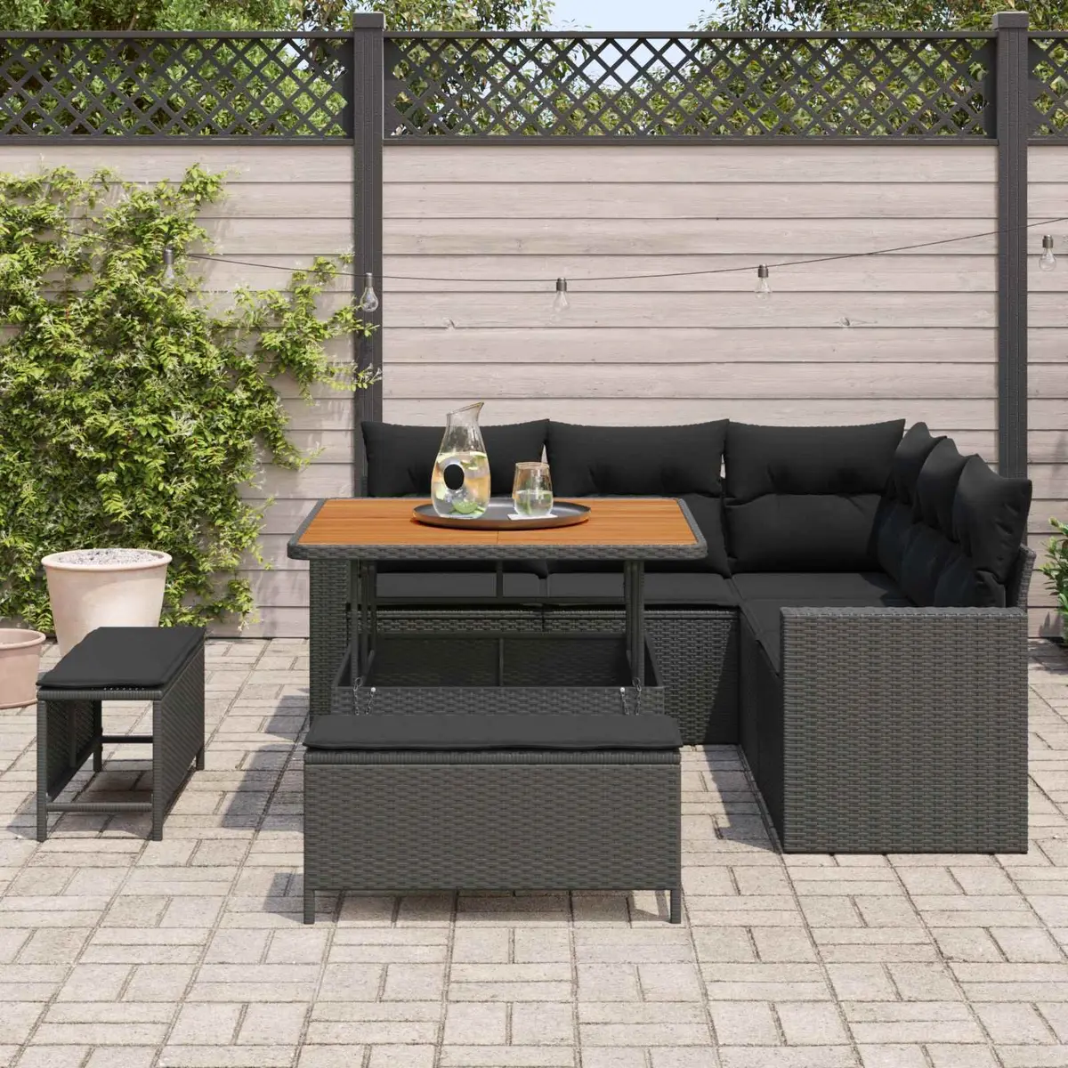8-Piece Outdoor Sofa Set for Relaxation