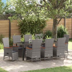 Create a Welcoming Outdoor Dining Experience