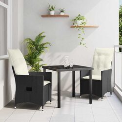 Enjoy Meals Outdoors with This Dining Set