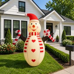 Your New Favorite Holiday Decoration: 630cm Snowman