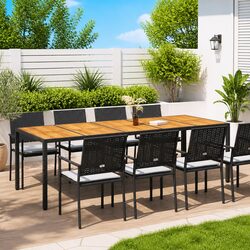 Your New Favorite Outdoor Dining Table for Gatherings
