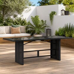 Your New Garden Table: Black Outdoor Furniture Made Right