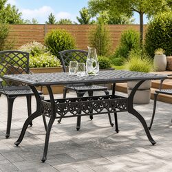 Your Ideal Garden Table: Black Aluminium for Any Occasion