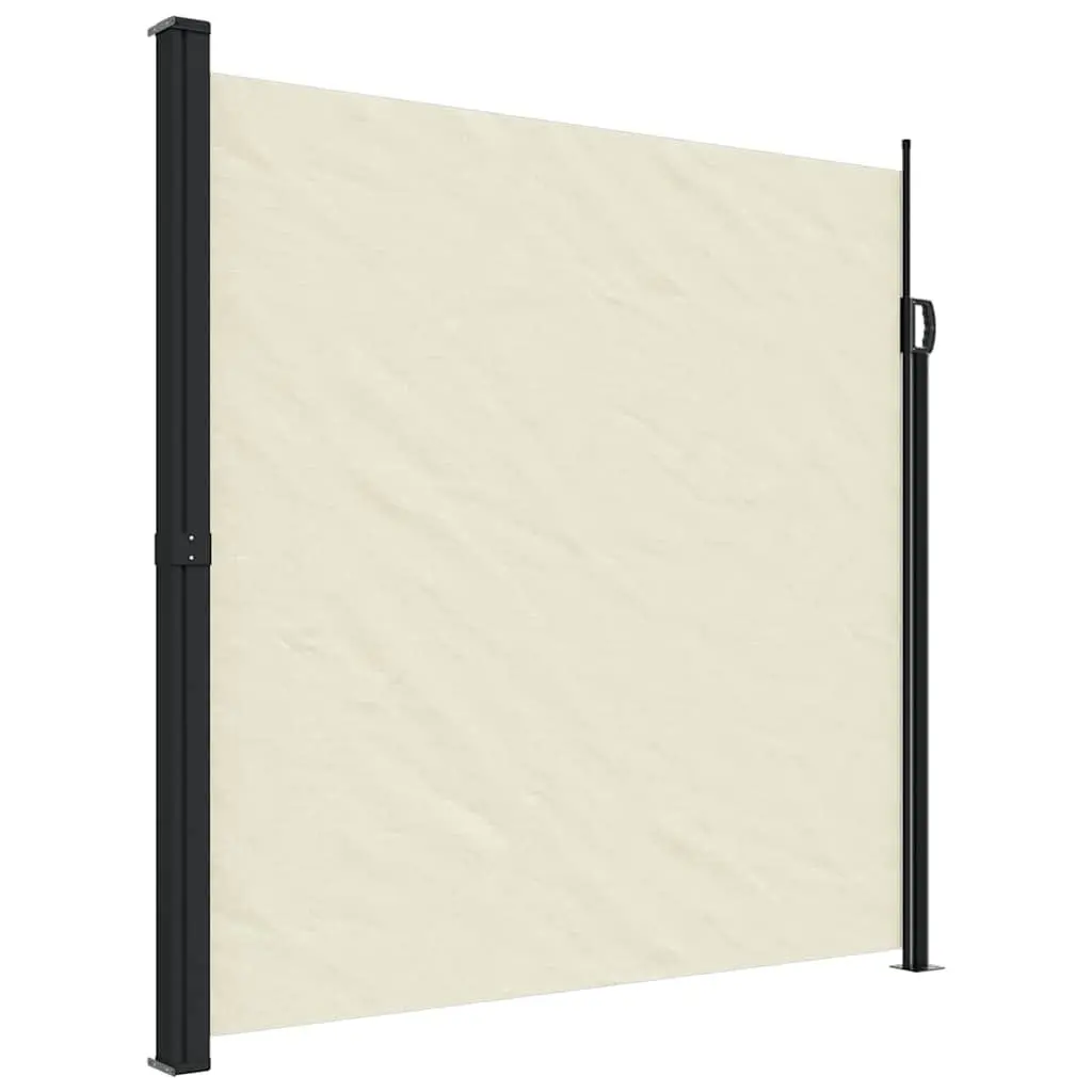 Retractable Awning for Outdoor Privacy