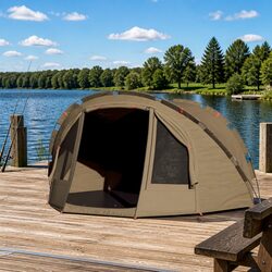 Your 2-Person Fishing Tent: Waterproof & User-Friendly