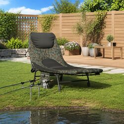 Your Go-To Foldable Fishing Bed with Mud Legs