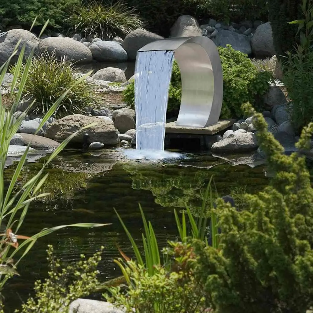 Outdoor Water Feature Silver Waterfall Fountain for Garden Pond and Pool 45x30x60cm