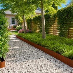 Your Garden's New Best Friend: 20-Piece Lawn Edging