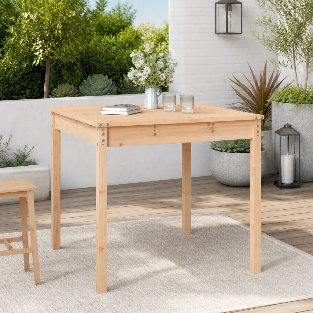 Garden Table for Memorable Gatherings