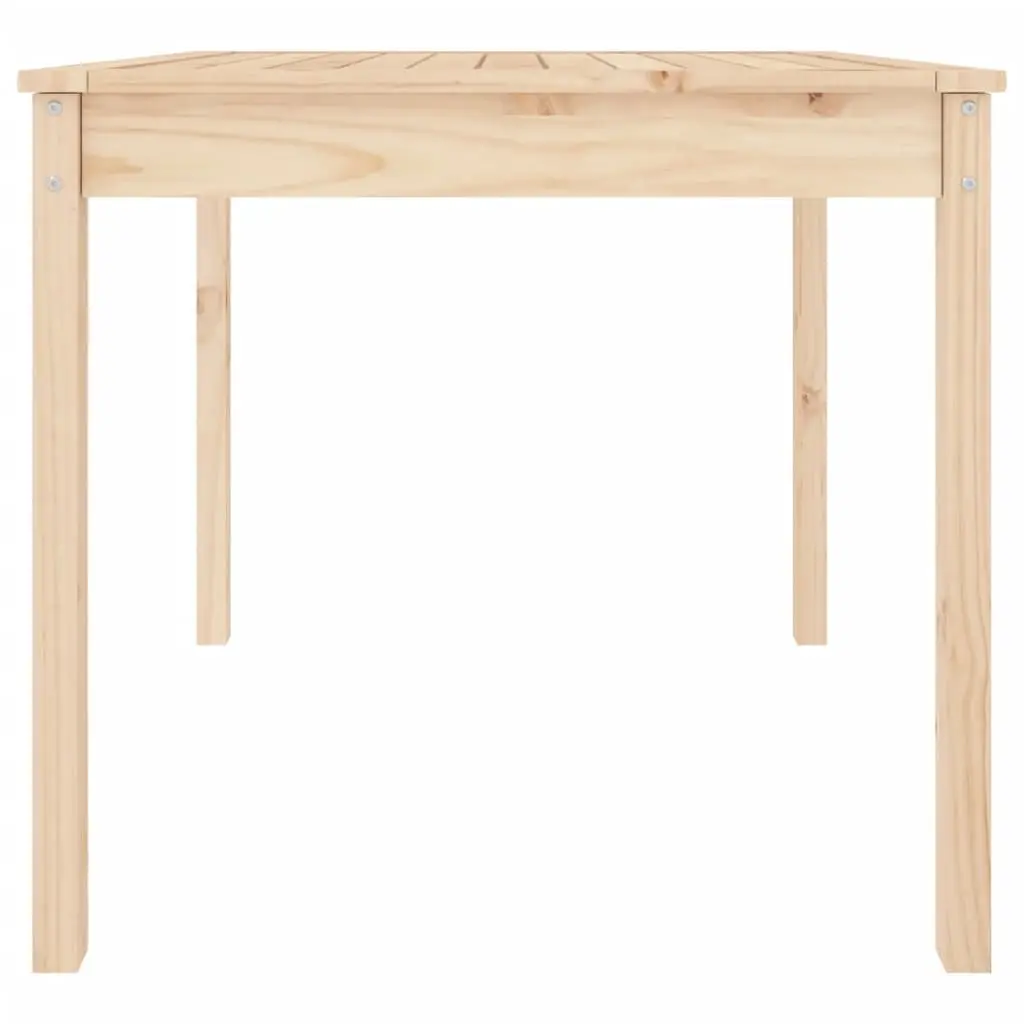 Garden Table for Memorable Gatherings