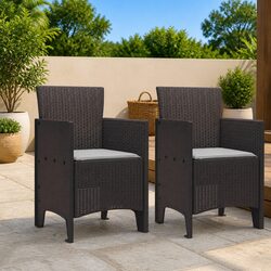 Friendly Outdoor Chair Set for Your Space