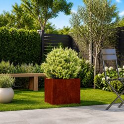 Your New Garden Companion: Raised Planter 40x40x40cm Brown