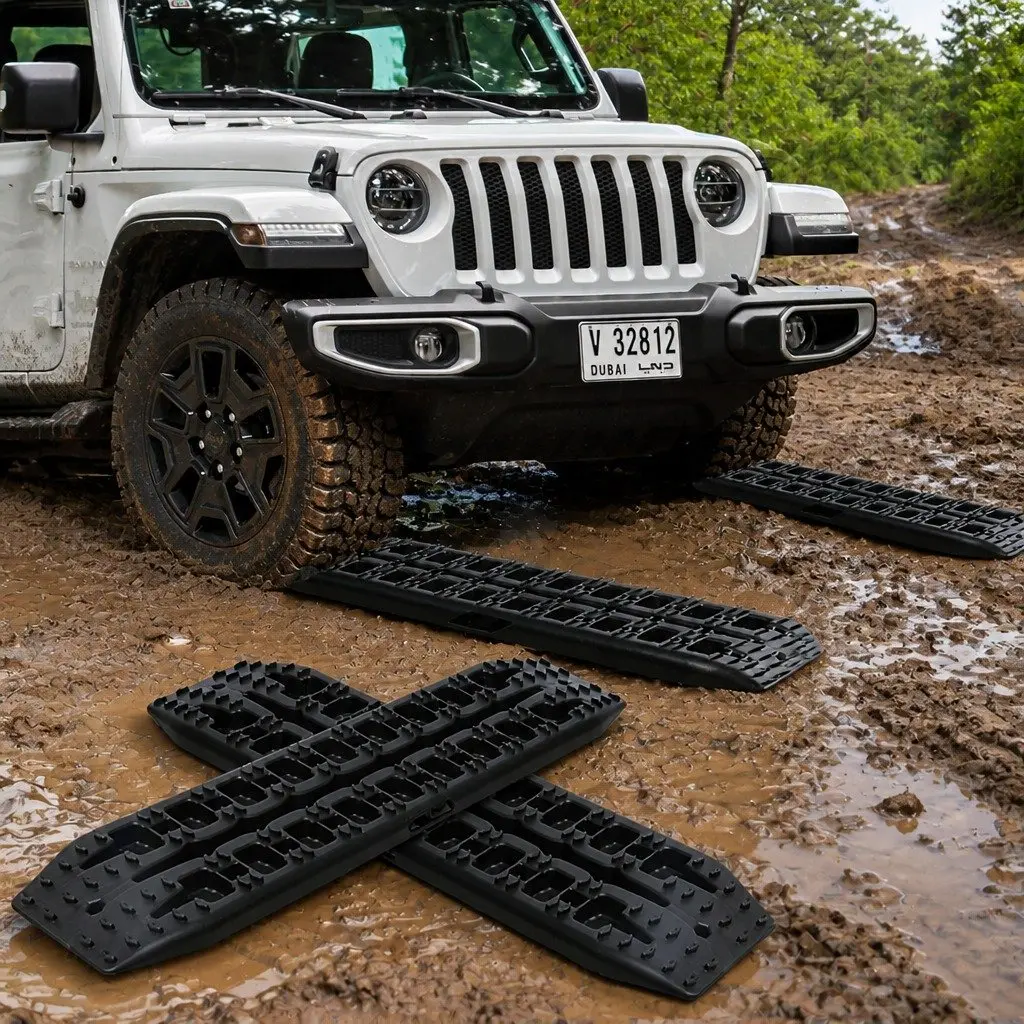 4WD Recovery Tracks Boards Off-Road Traction Sand Mud Snow Wheel Ramps 95cm Length 28cm Width