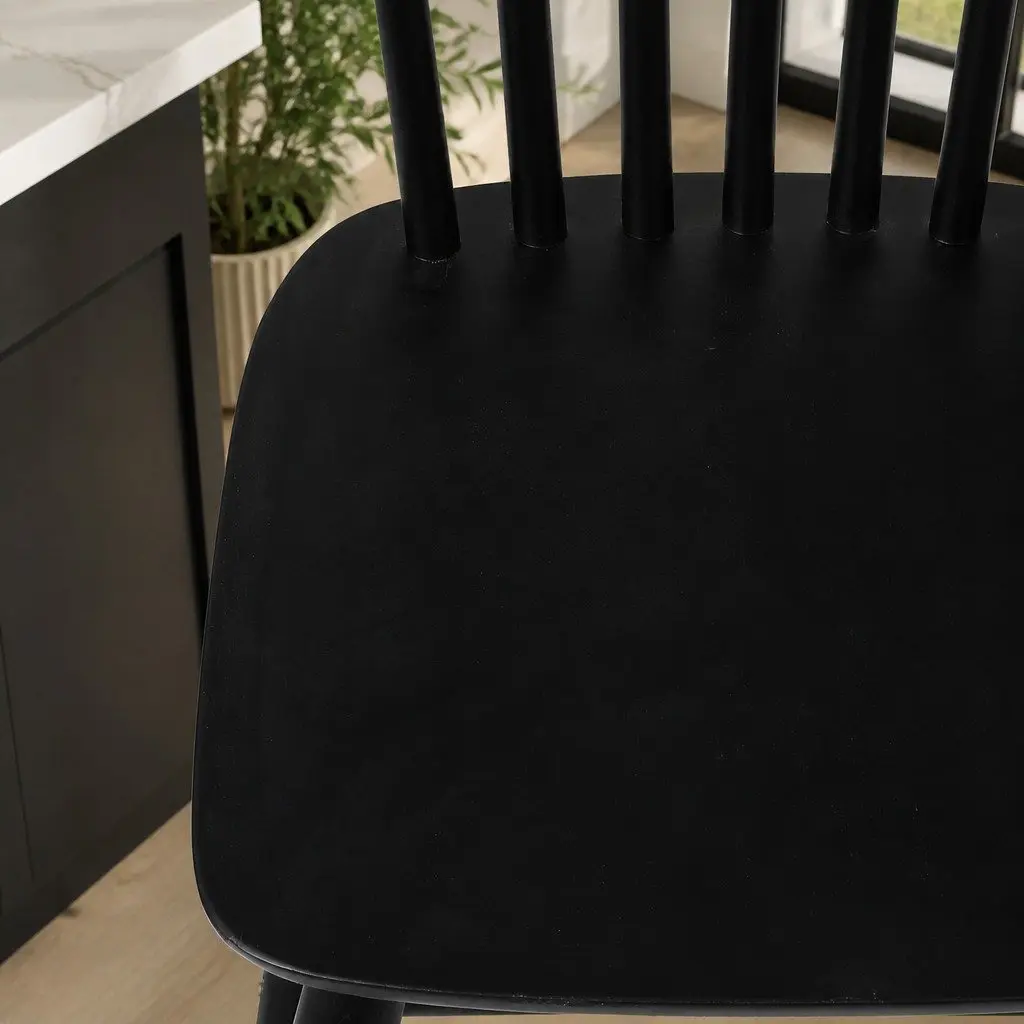 4 Windsor Chairs