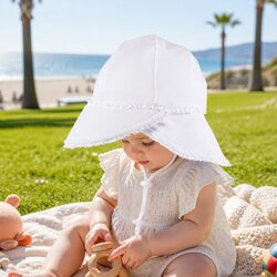 Your Baby's Ruffle Trim Sun Hat - Legionnaire Style White M