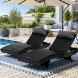 Your New Favorite Loungers for Relaxing Outdoors