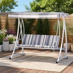 Your Perfect Swing Chair for Outdoor Gatherings