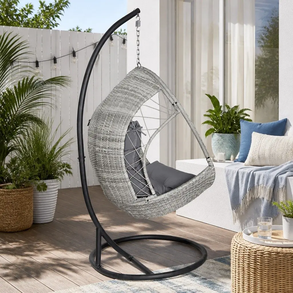 Egg Pod Chair