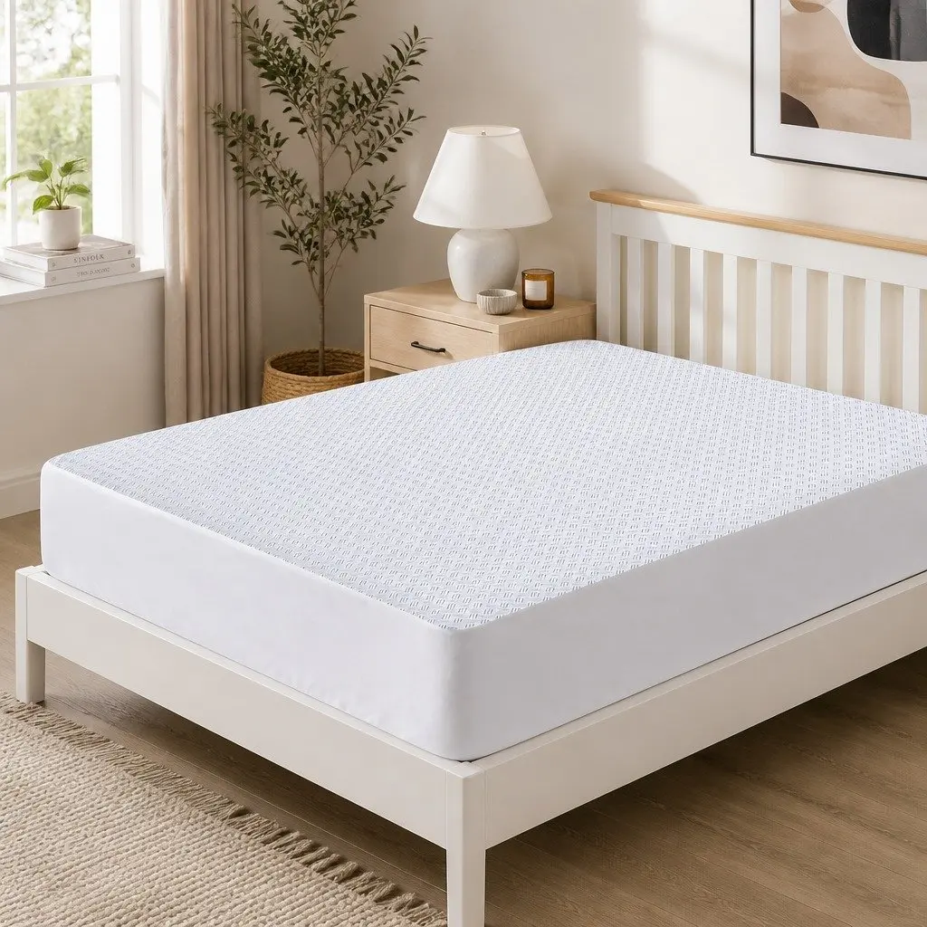 Queen Cooling Mattress Protector