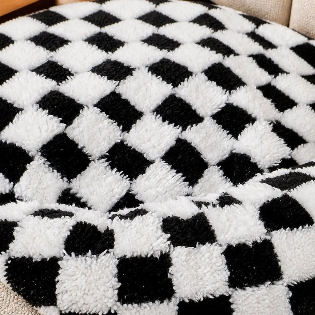 Circular Plush Dog Cosy Bed Calming Pet Checkered Removable Washable Cover