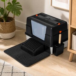 Friendly Enclosed Cat Litter Box for Your Furry Friend