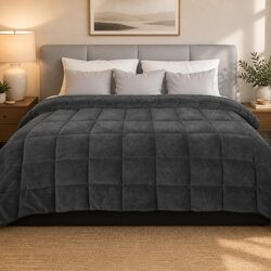 Your Perfect Companion: Queen Quilt with Diamond Stitching