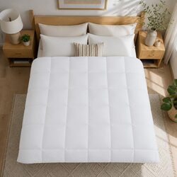 Your Double Goose Down Quilt Awaits – Warm and Light