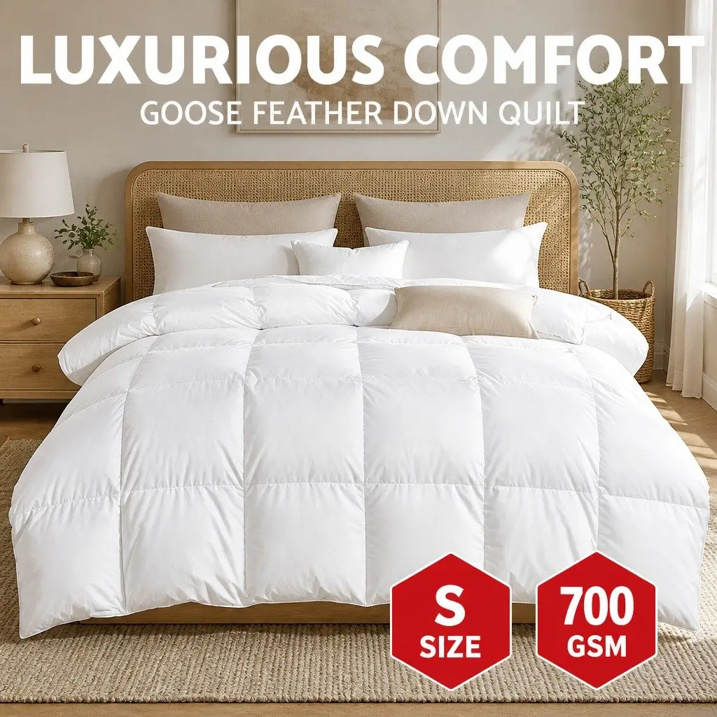 Single Goose Down Feather Quilt Warm White 700GSM Lightweight Baffle Construction