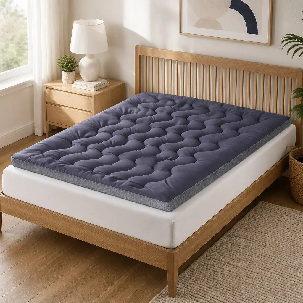 Queen Mattress Topper 5cm Pillowtop Bamboo Polyester Blend Washable